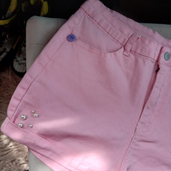 Heart butt-pocket unicorn w/pearl accents custom OOAK Rage shorts! Kawaii SOLD - Picture 4 of 7